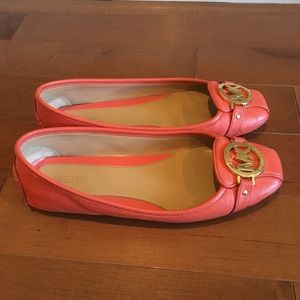 Michael Kors coral flats